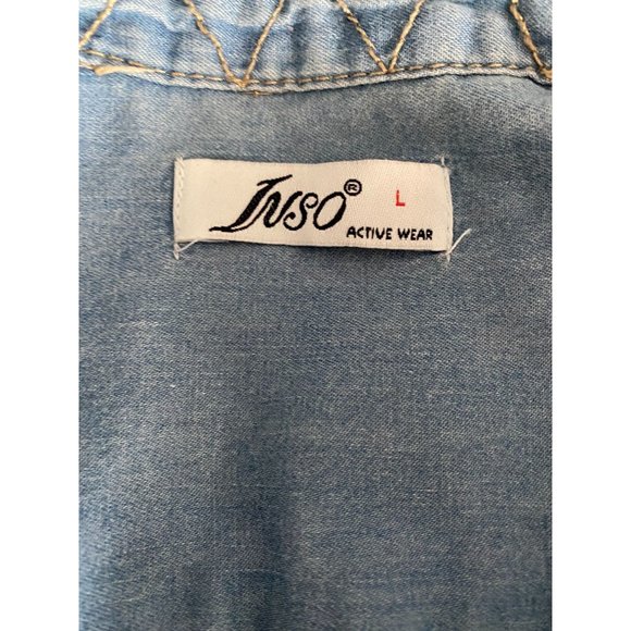 INSO active wear denim chambray button down detailed trim LARGE - Picture 2 of 8